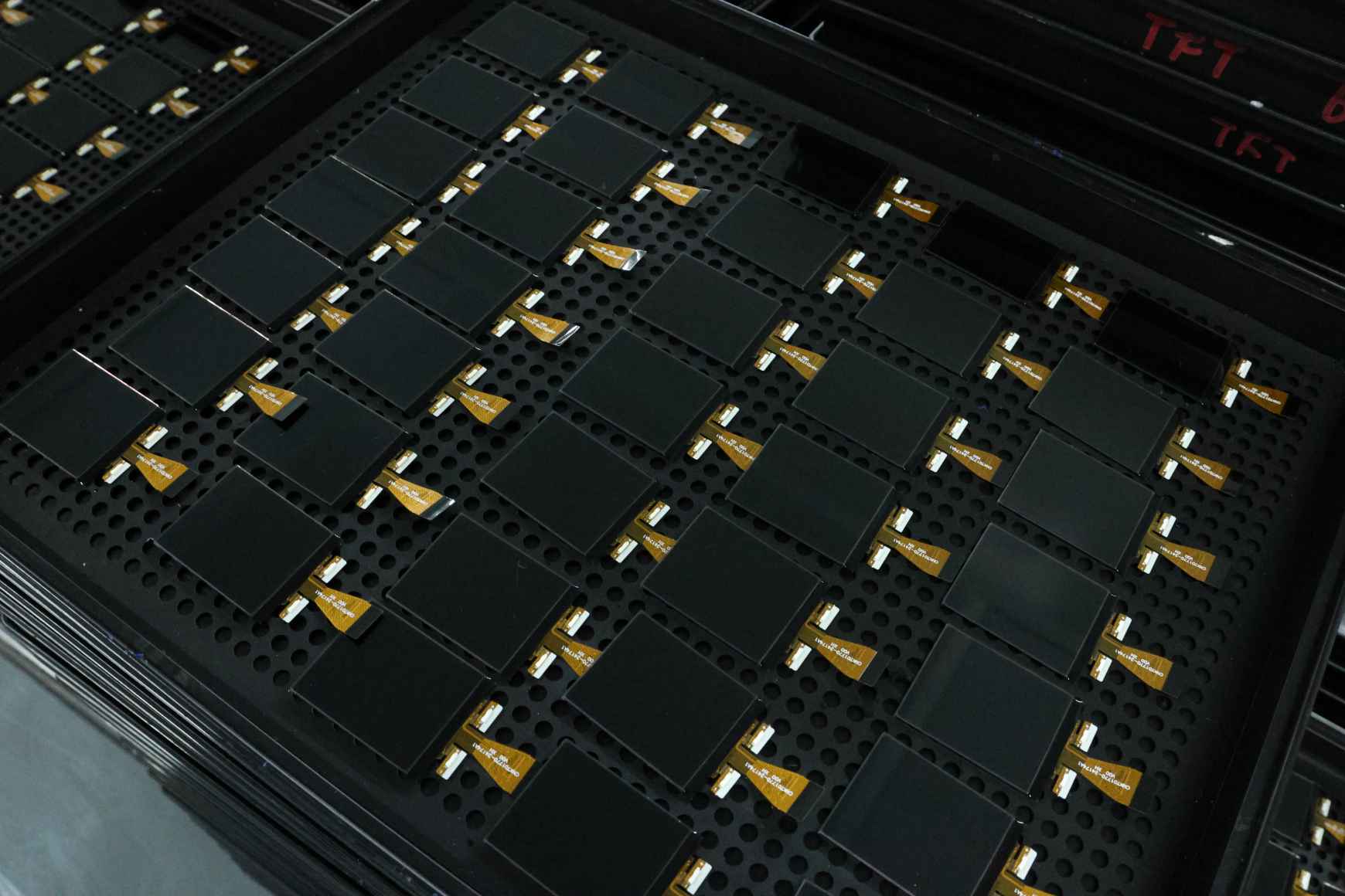 চীনা এলসিডি নির্মাতারা মেডিকেল হাই-রিফ্রেশ রেট ডিসপ্লে ট্র্যাকের নেতৃত্ব দেয়, কাস্টম লিকুইড ক্রিস্টাল মডিউলগুলি মাল্টি-বিলিয়ন-ডলারের বর্ধিত বাজারকে উত্সাহিত করে