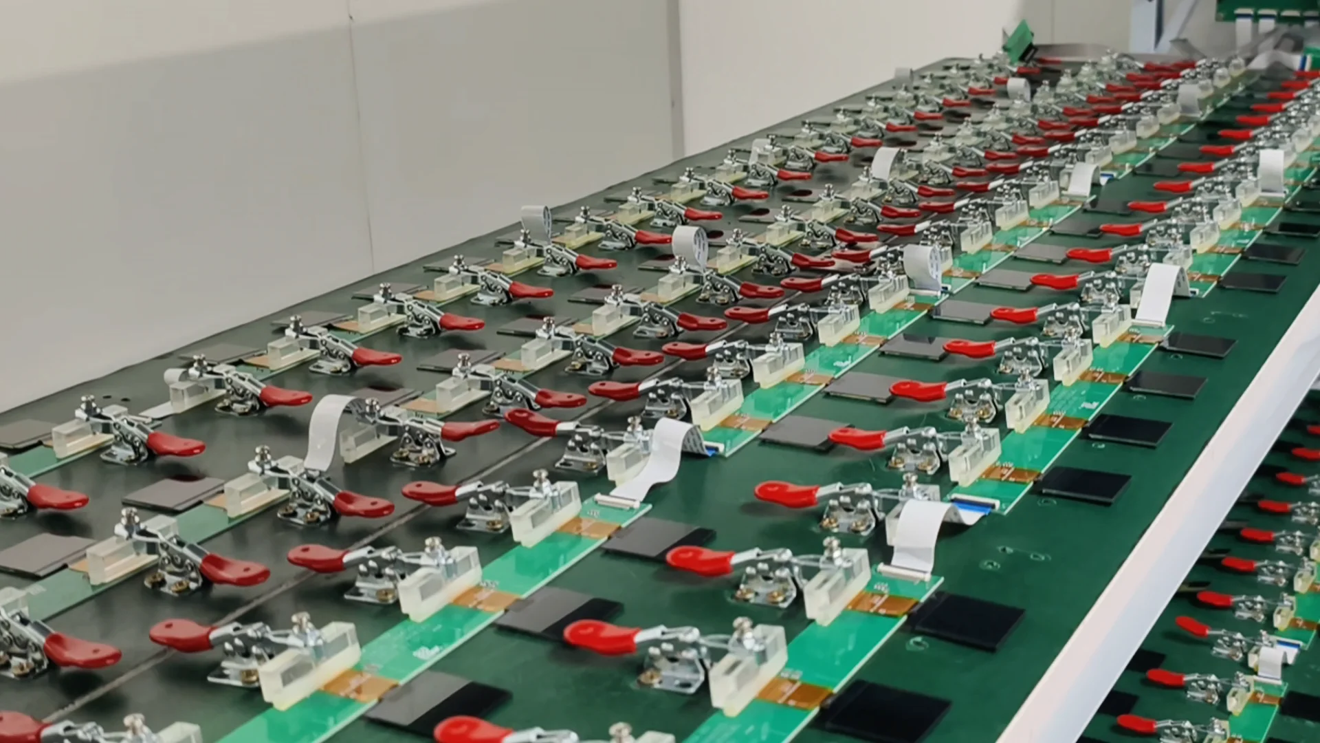 TFT পরিবেশগত তাপমাত্রা ডিজাইন গাইড: CNK ইলেকট্রনিক্স থেকে পেশাদার পরামর্শ